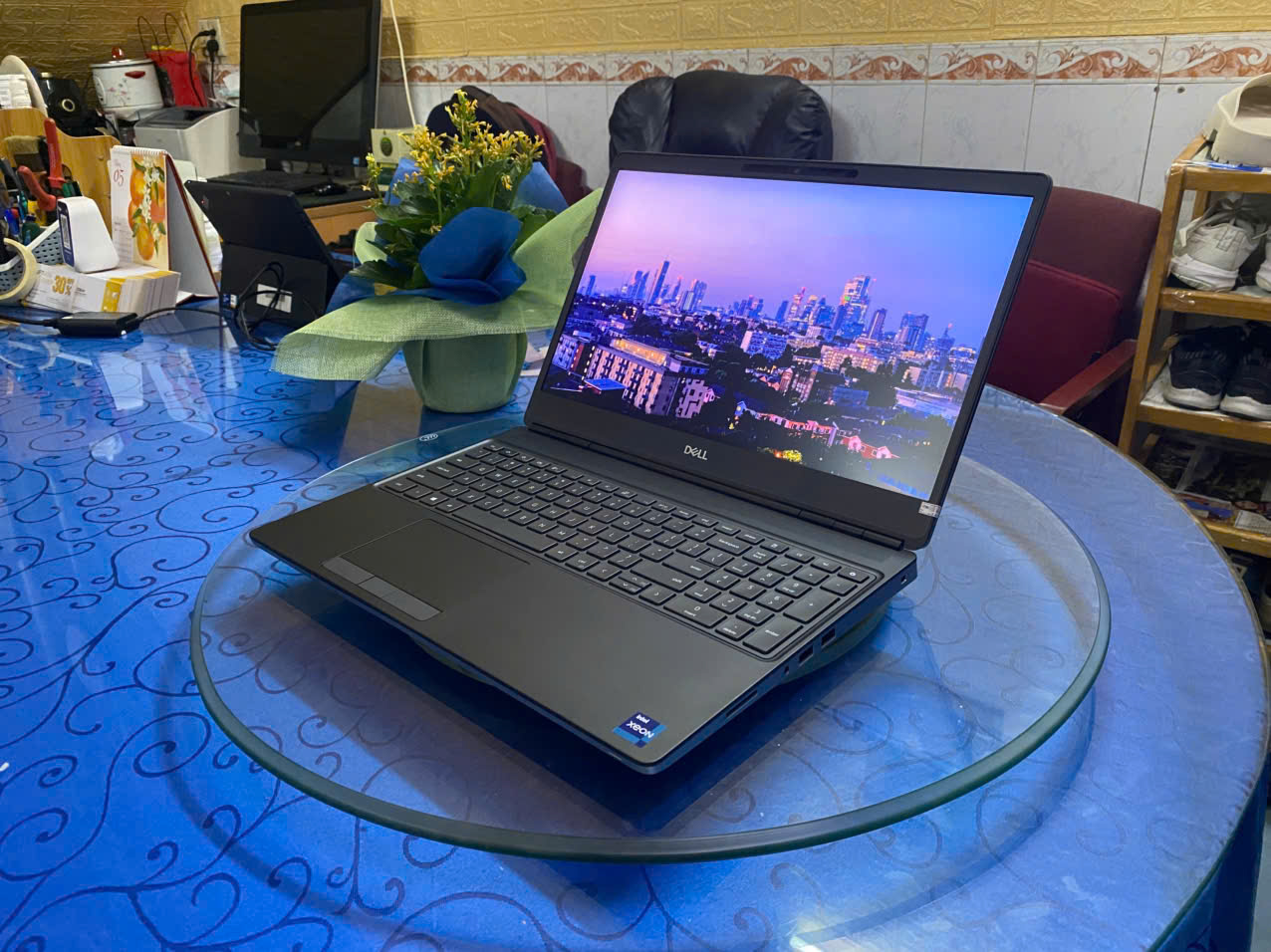 DELL PRECISION 7560 XEON W-11855M 32GB 15.6"4K VGA 8GB  Trang chủ 