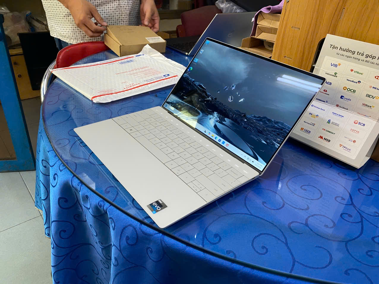 DELL XPS 9320 PLUS I7 1360P 16GB 512GB 13"FHD+