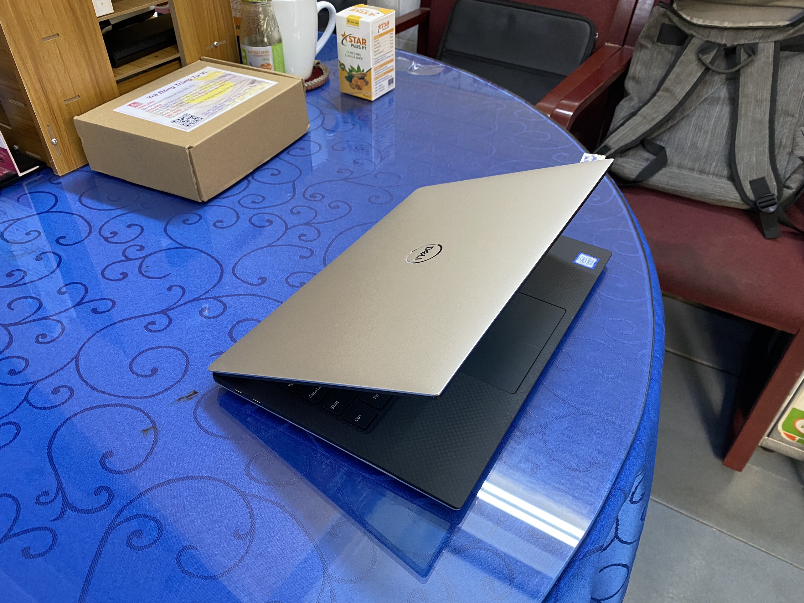 DELL XPS 9370 I7 8550U 16GB 512GB 13.3