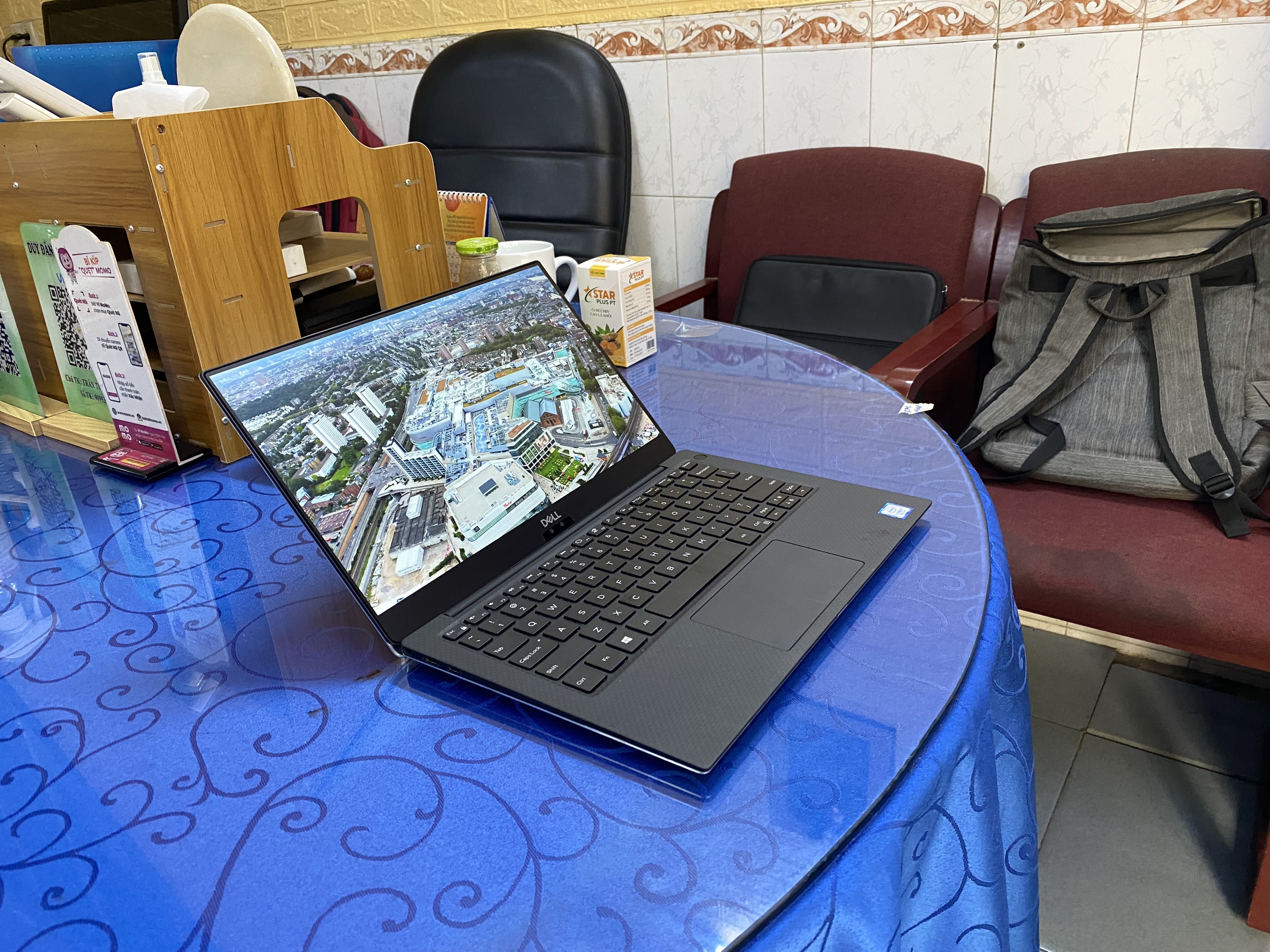 DELL XPS 9370 I7 8550U 16GB 512GB 13.3"FHD